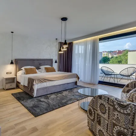 Mirabilis 4* Zara