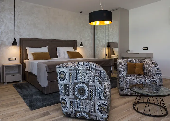 Mirabilis Couette-café