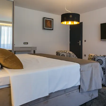 Bed & Breakfast Mirabilis 4*