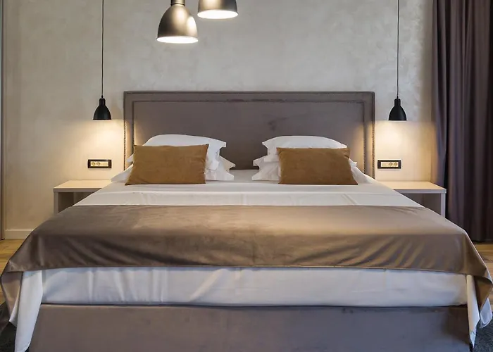 Mirabilis Bed & Breakfast 4*